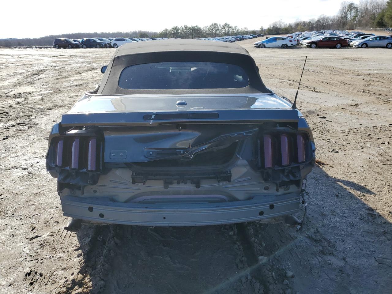 Photo 5 VIN: 1FATP8UH3G5295301 - FORD MUSTANG 