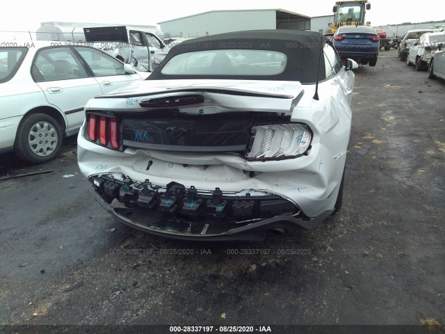 Photo 5 VIN: 1FATP8UH3K5203936 - FORD MUSTANG 