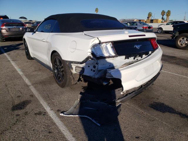 Photo 2 VIN: 1FATP8UH4J5132387 - FORD MUSTANG 