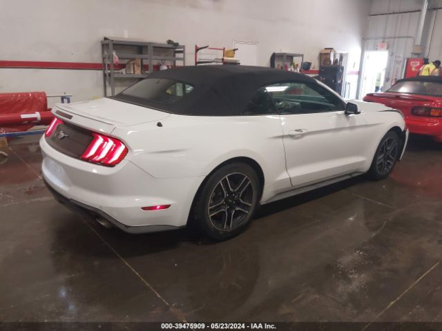 Photo 3 VIN: 1FATP8UH4J5177104 - FORD MUSTANG 