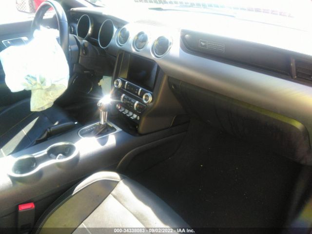 Photo 4 VIN: 1FATP8UH4L5119884 - FORD MUSTANG 