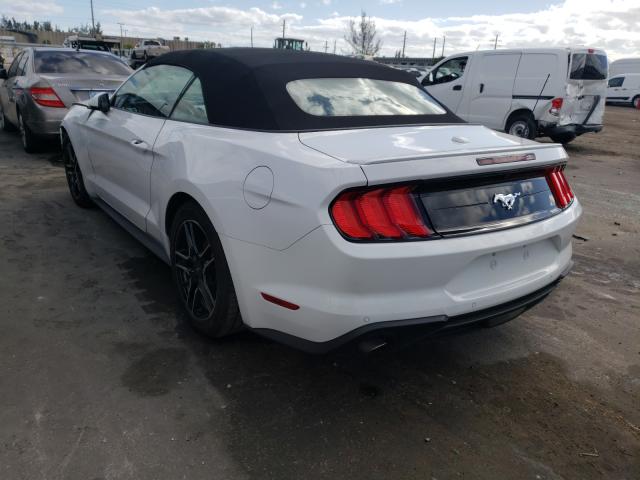 Photo 2 VIN: 1FATP8UH4L5135096 - FORD MUSTANG 