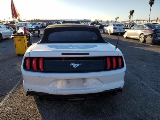 Photo 5 VIN: 1FATP8UH4M5122060 - FORD MUSTANG 