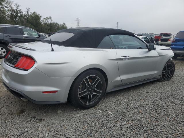 Photo 2 VIN: 1FATP8UH5J5111211 - FORD MUSTANG 