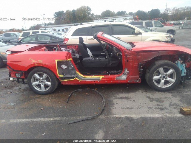 Photo 5 VIN: 1FATP8UH5K5158885 - FORD MUSTANG 