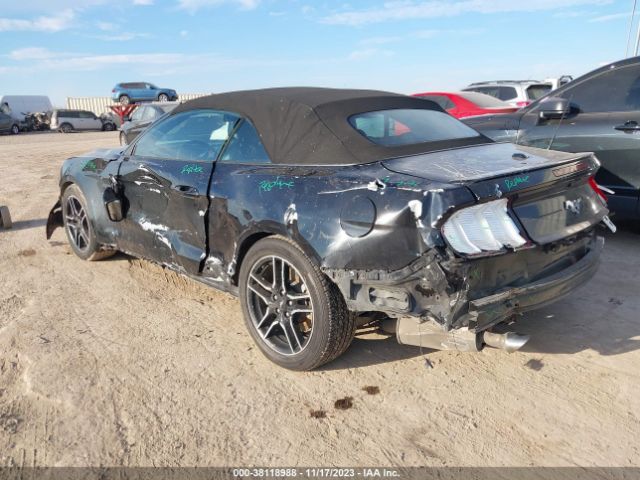 Photo 2 VIN: 1FATP8UH5L5125614 - FORD MUSTANG 