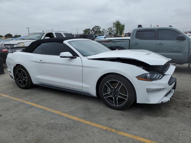 Photo 3 VIN: 1FATP8UH5L5180158 - FORD MUSTANG 