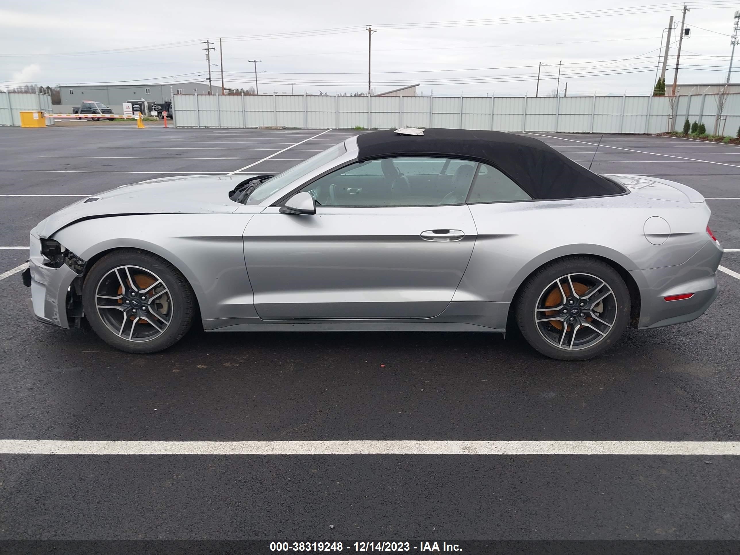 Photo 14 VIN: 1FATP8UH5M5116994 - FORD MUSTANG 