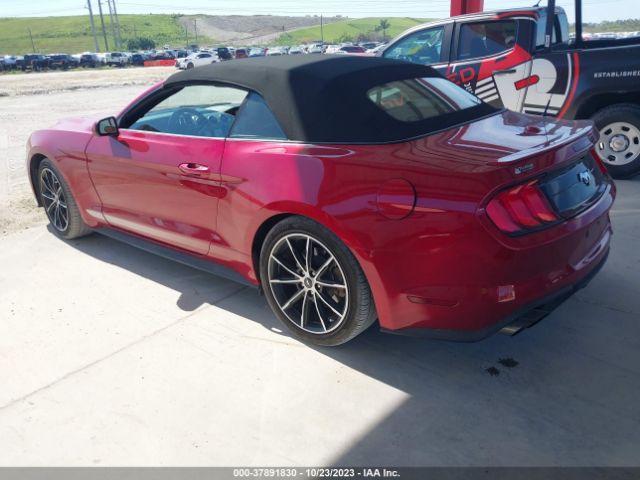 Photo 2 VIN: 1FATP8UH5M5151180 - FORD MUSTANG 