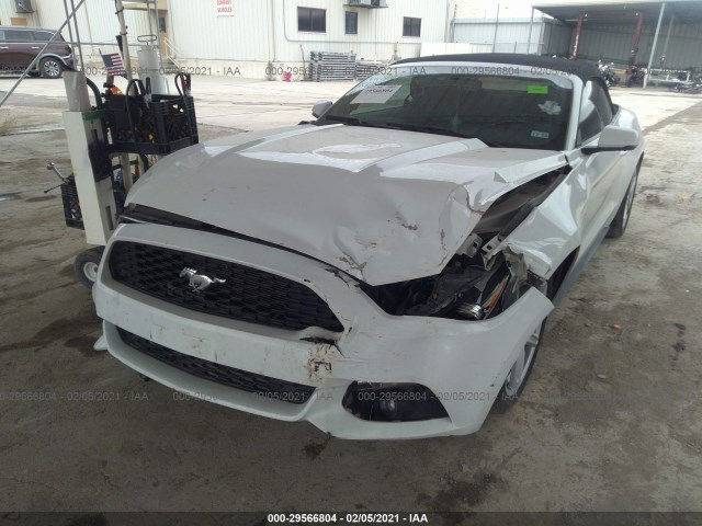 Photo 5 VIN: 1FATP8UH6G5236937 - FORD MUSTANG 