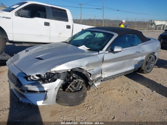 Photo 1 VIN: 1FATP8UH6J5136134 - FORD MUSTANG 