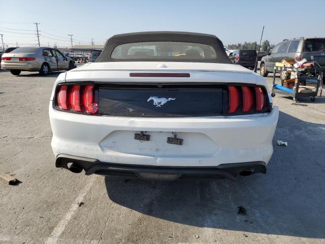 Photo 5 VIN: 1FATP8UH6L5135715 - FORD MUSTANG 