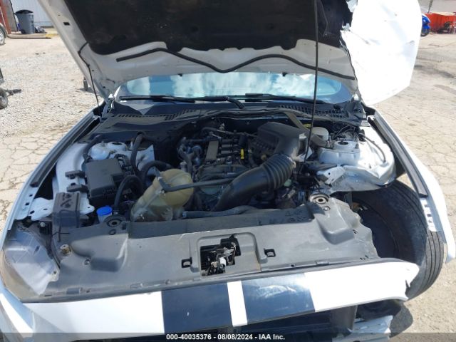 Photo 9 VIN: 1FATP8UH6M5125137 - FORD MUSTANG 