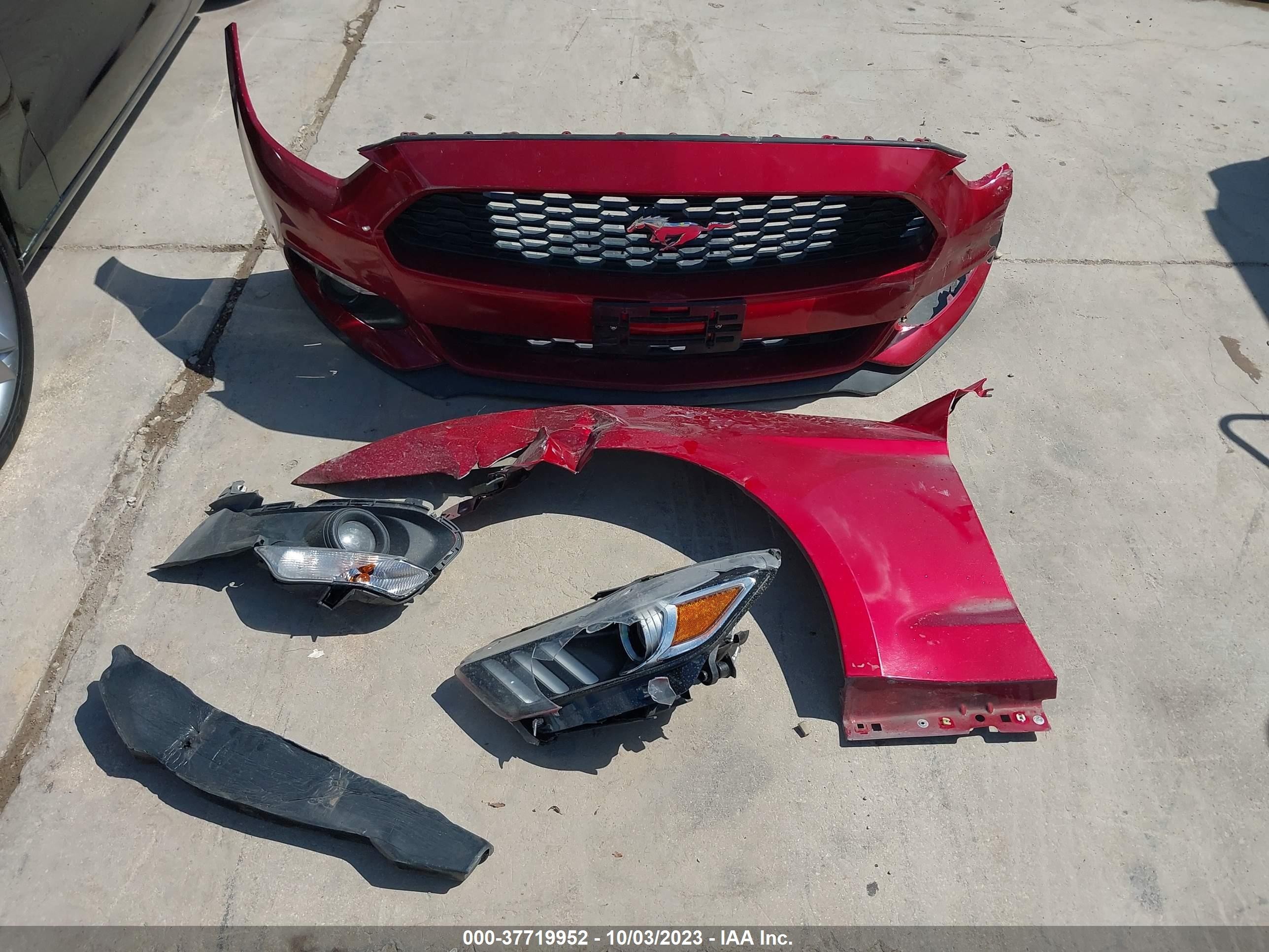 Photo 11 VIN: 1FATP8UH7H5247964 - FORD MUSTANG 