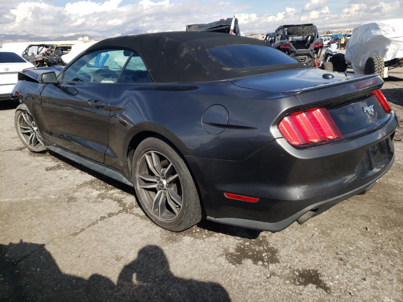 Photo 1 VIN: 1FATP8UH7H5293309 - FORD MUSTANG 