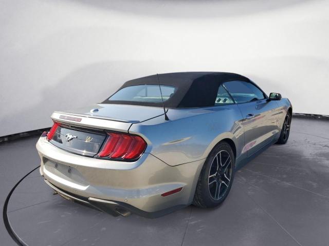 Photo 3 VIN: 1FATP8UH7M5121856 - FORD MUSTANG 