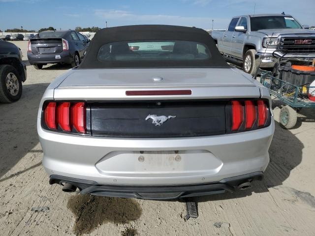 Photo 5 VIN: 1FATP8UH8J5166350 - FORD MUSTANG 