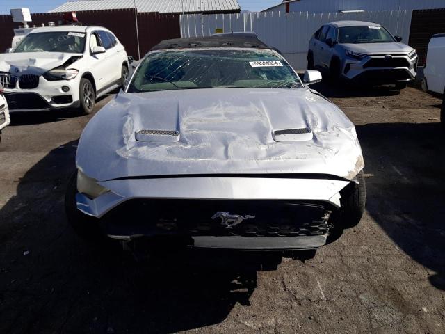 Photo 4 VIN: 1FATP8UH8K5169959 - FORD MUSTANG 