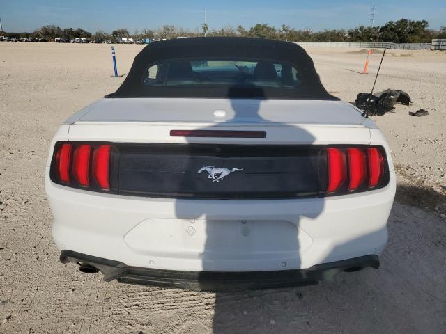 Photo 5 VIN: 1FATP8UH8L5143072 - FORD MUSTANG 