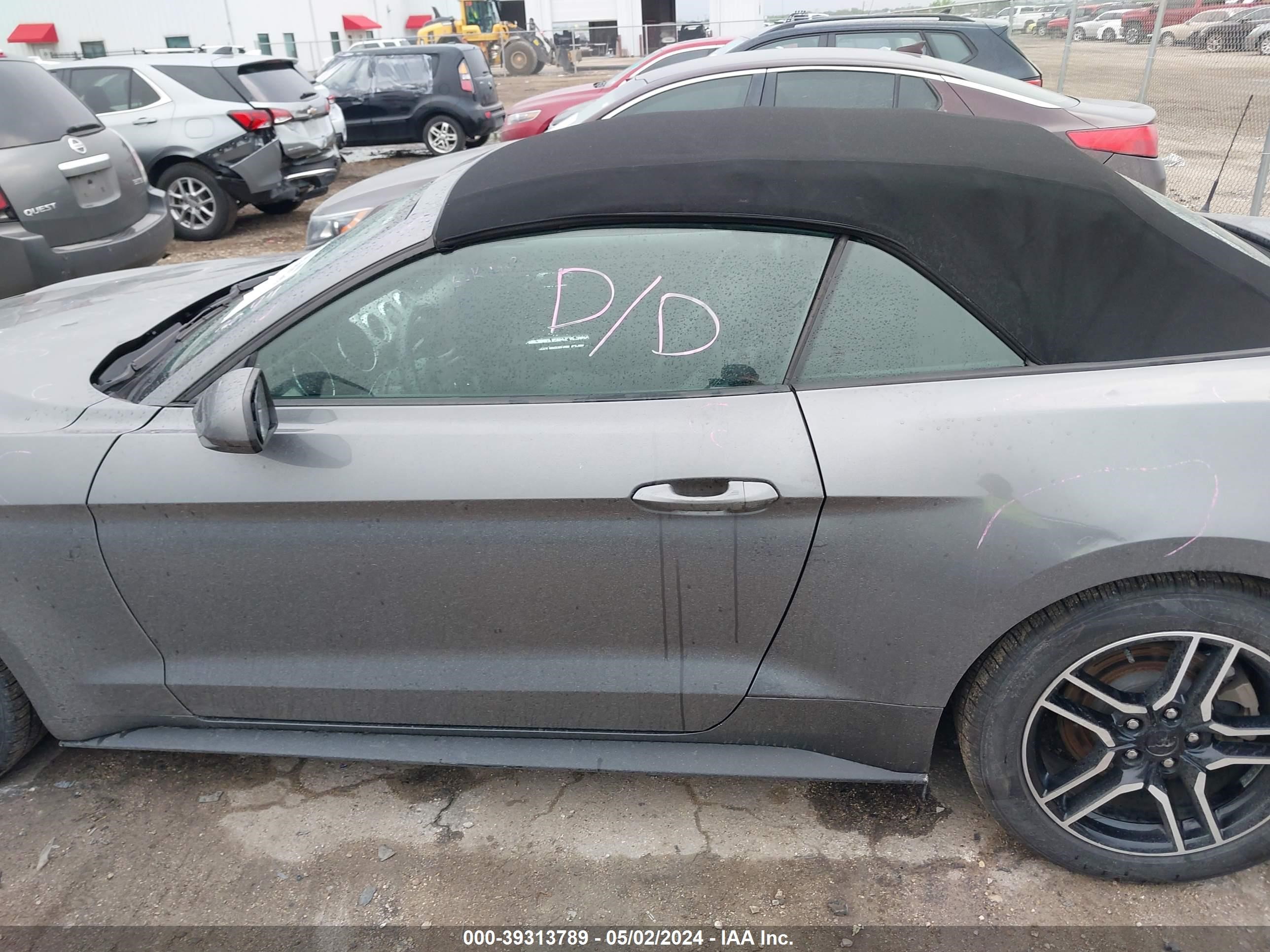 Photo 13 VIN: 1FATP8UH8M5109652 - FORD MUSTANG 