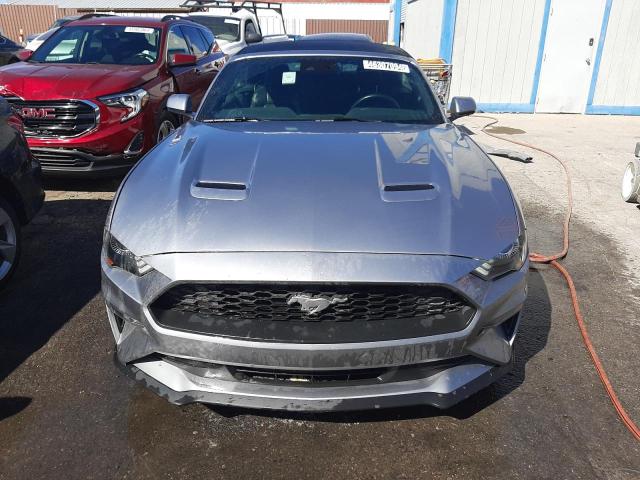 Photo 4 VIN: 1FATP8UH8N5100810 - FORD MUSTANG 