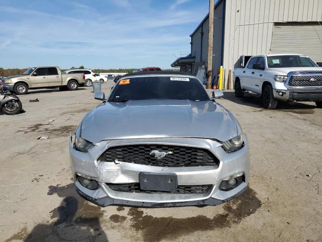 Photo 4 VIN: 1FATP8UH9F5343642 - FORD MUSTANG 