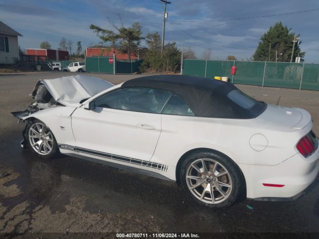 Photo 2 VIN: 1FATP8UH9F5367553 - FORD MUSTANG 