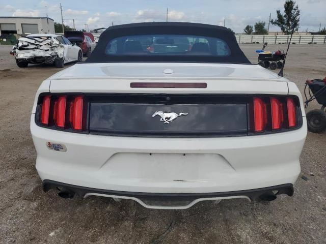 Photo 5 VIN: 1FATP8UH9G5318631 - FORD MUSTANG 