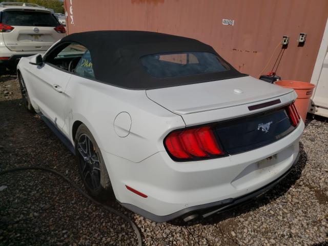 Photo 2 VIN: 1FATP8UH9J5111244 - FORD MUSTANG 