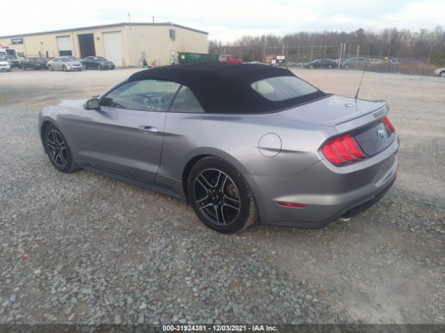 Photo 2 VIN: 1FATP8UH9L5111750 - FORD MUSTANG 