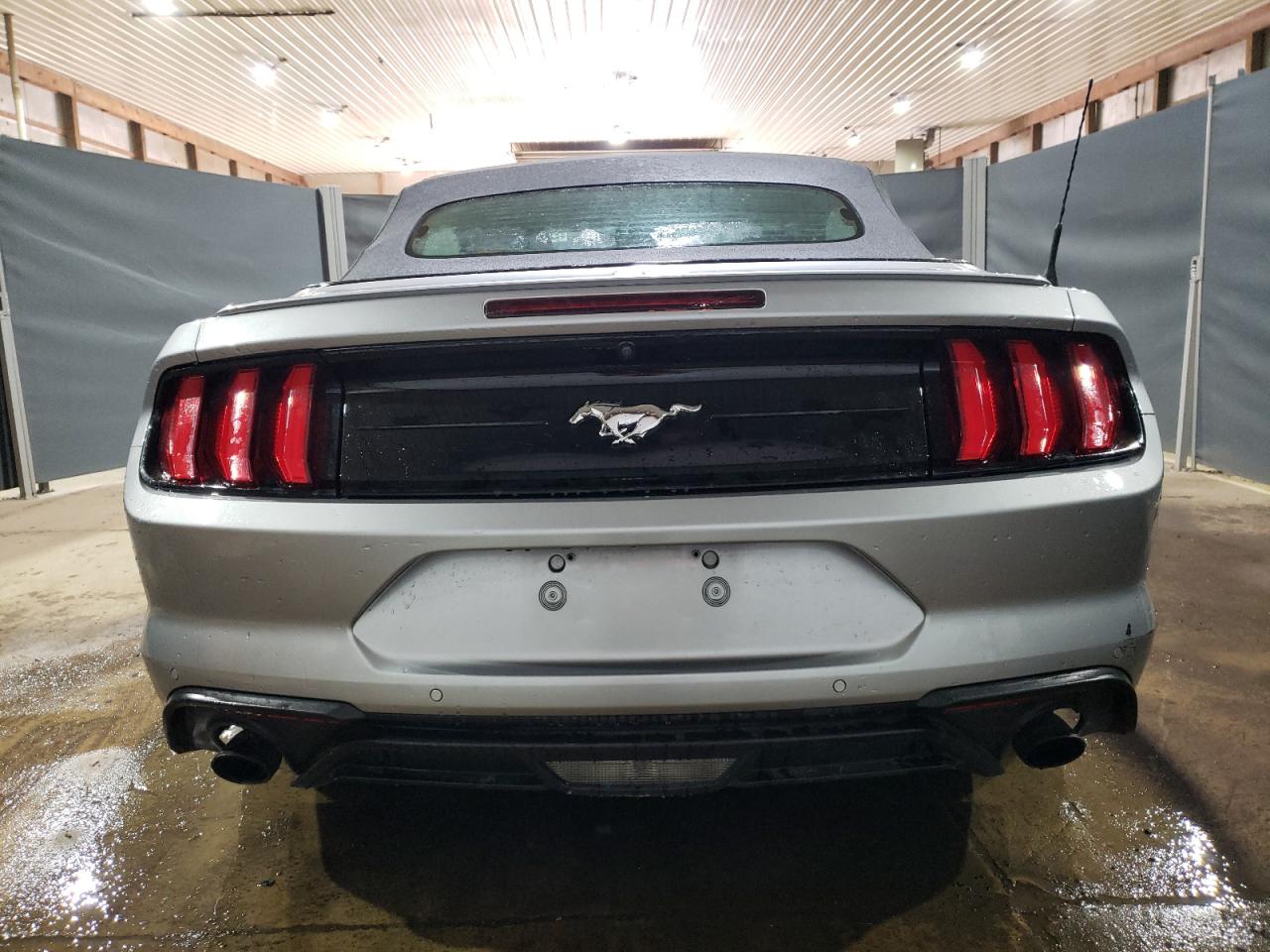 Photo 5 VIN: 1FATP8UH9M5107778 - FORD MUSTANG 