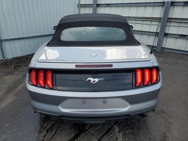 Photo 5 VIN: 1FATP8UH9M5132468 - FORD MUSTANG 