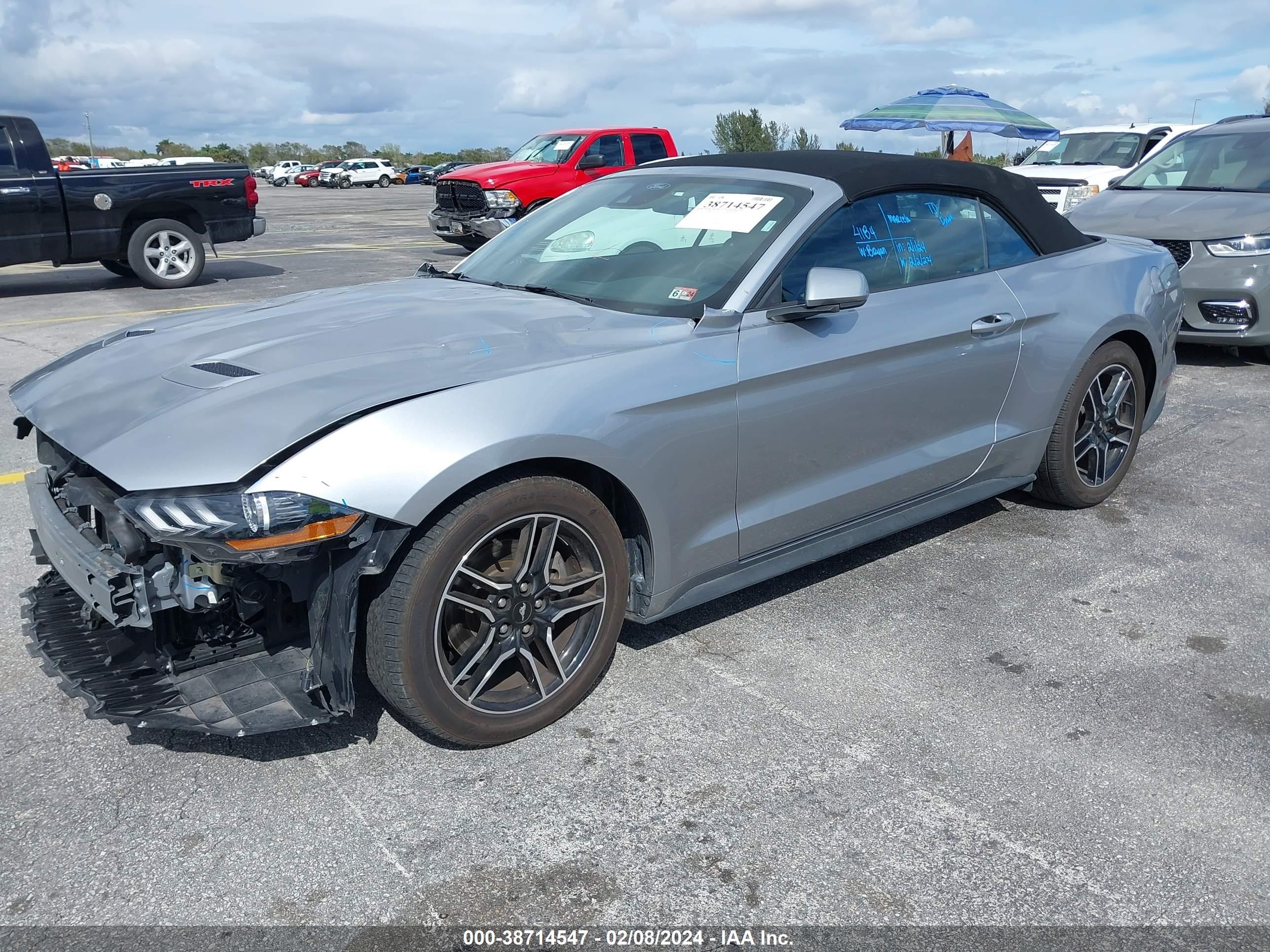 Photo 1 VIN: 1FATP8UH9N5124372 - FORD MUSTANG 