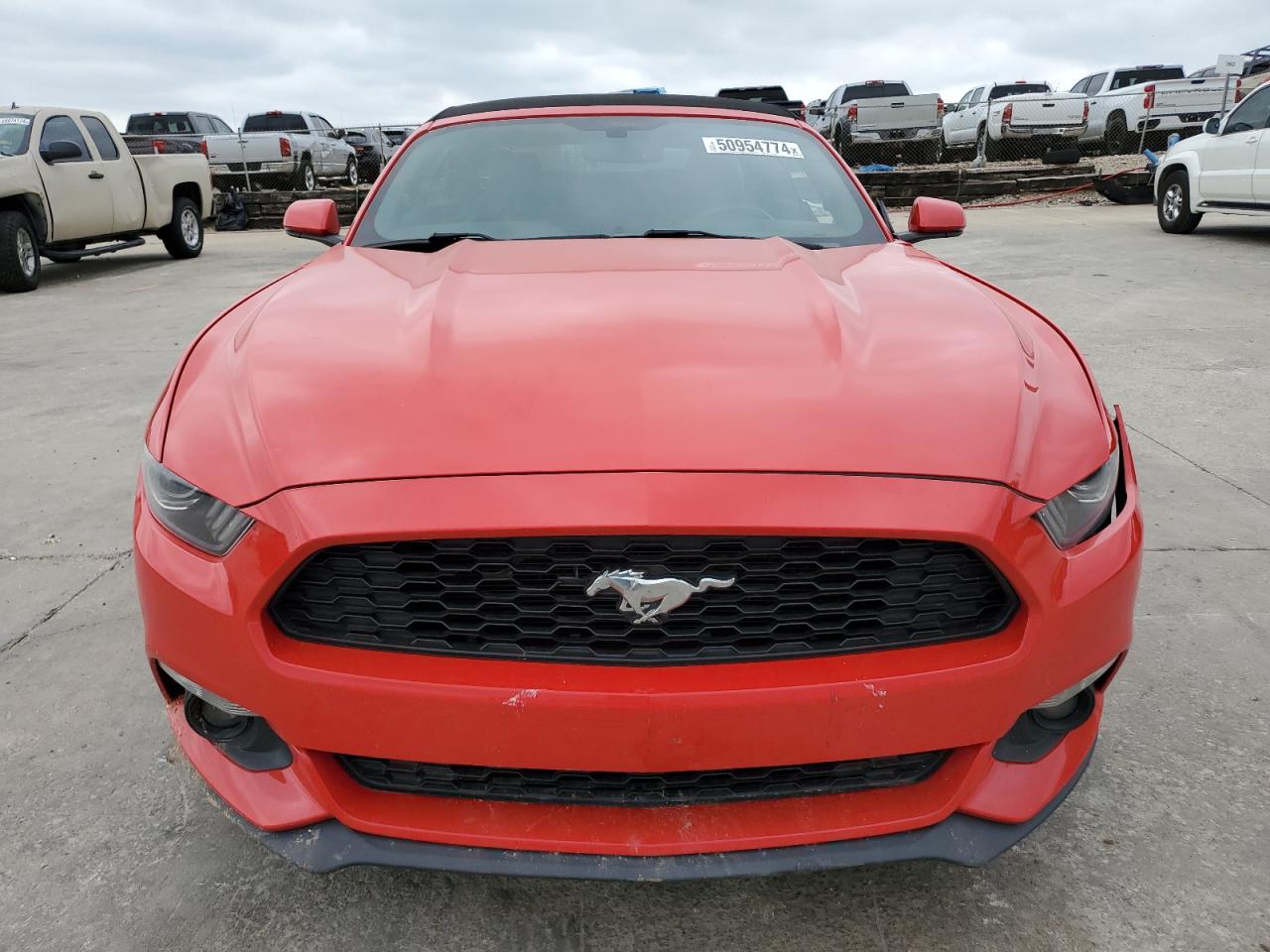 Photo 4 VIN: 1FATP8UHXH5307459 - FORD MUSTANG 