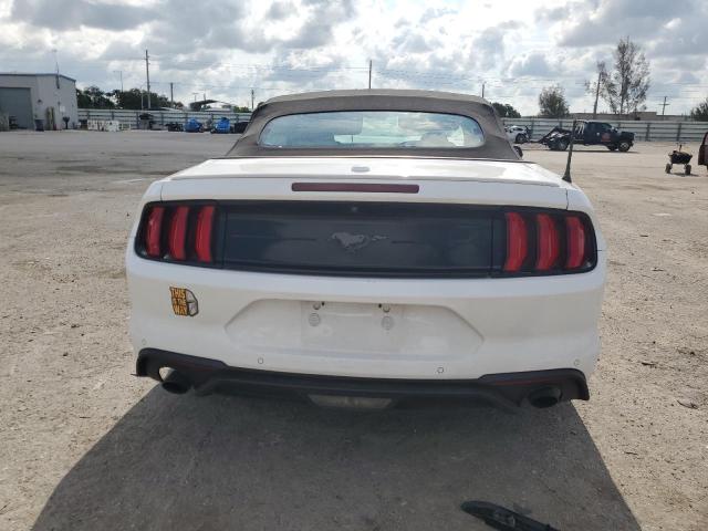 Photo 5 VIN: 1FATP8UHXK5181823 - FORD MUSTANG 