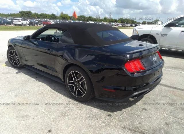 Photo 2 VIN: 1FATP8UHXL5189888 - FORD MUSTANG 