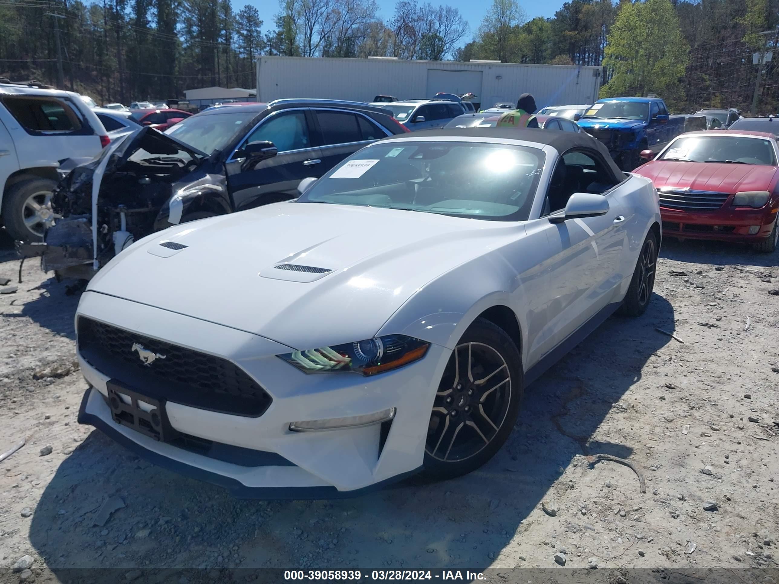 Photo 1 VIN: 1FATP8UHXN5120265 - FORD MUSTANG 