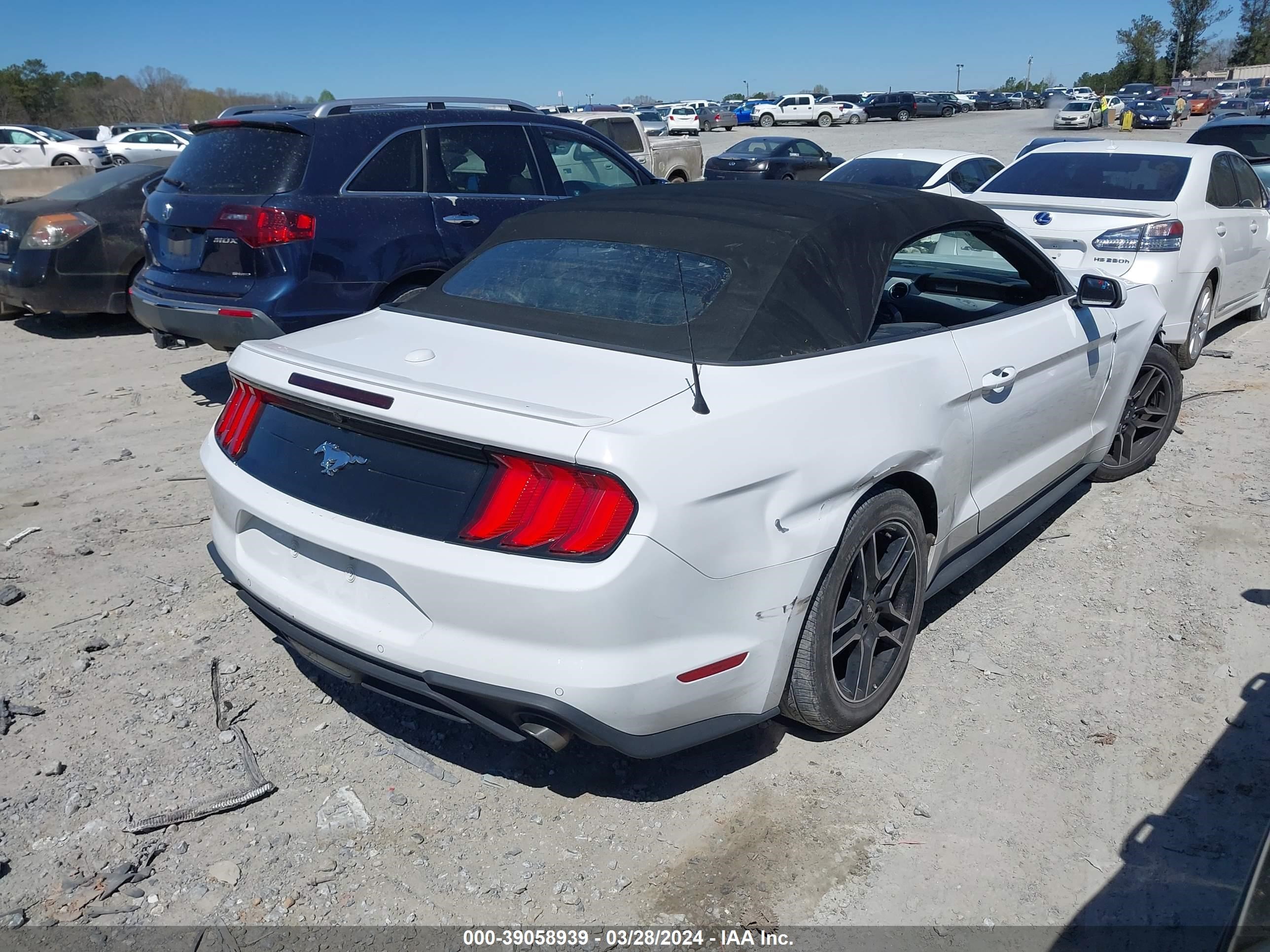 Photo 3 VIN: 1FATP8UHXN5120265 - FORD MUSTANG 