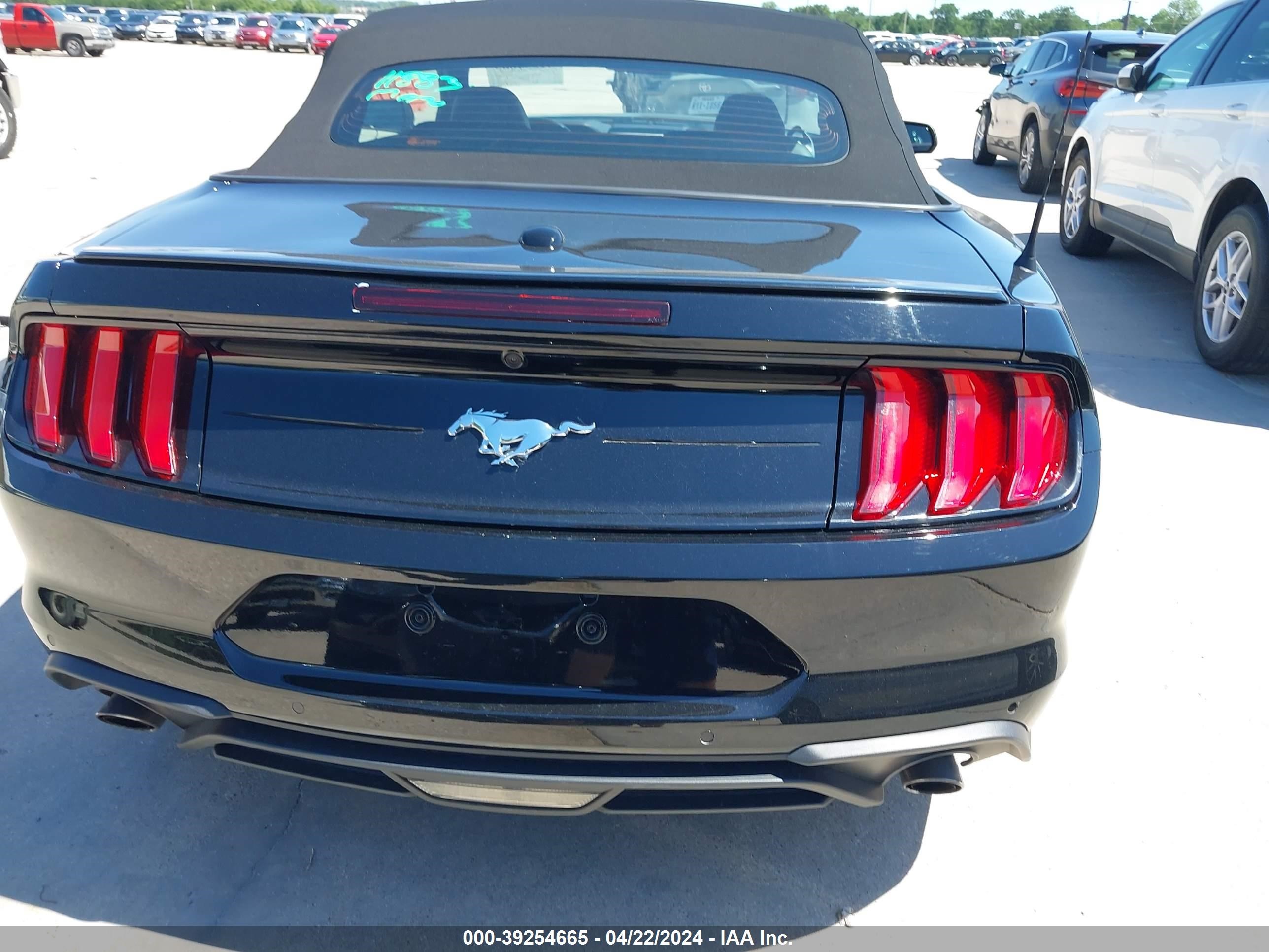 Photo 16 VIN: 1FATP8UHXP5103372 - FORD MUSTANG 