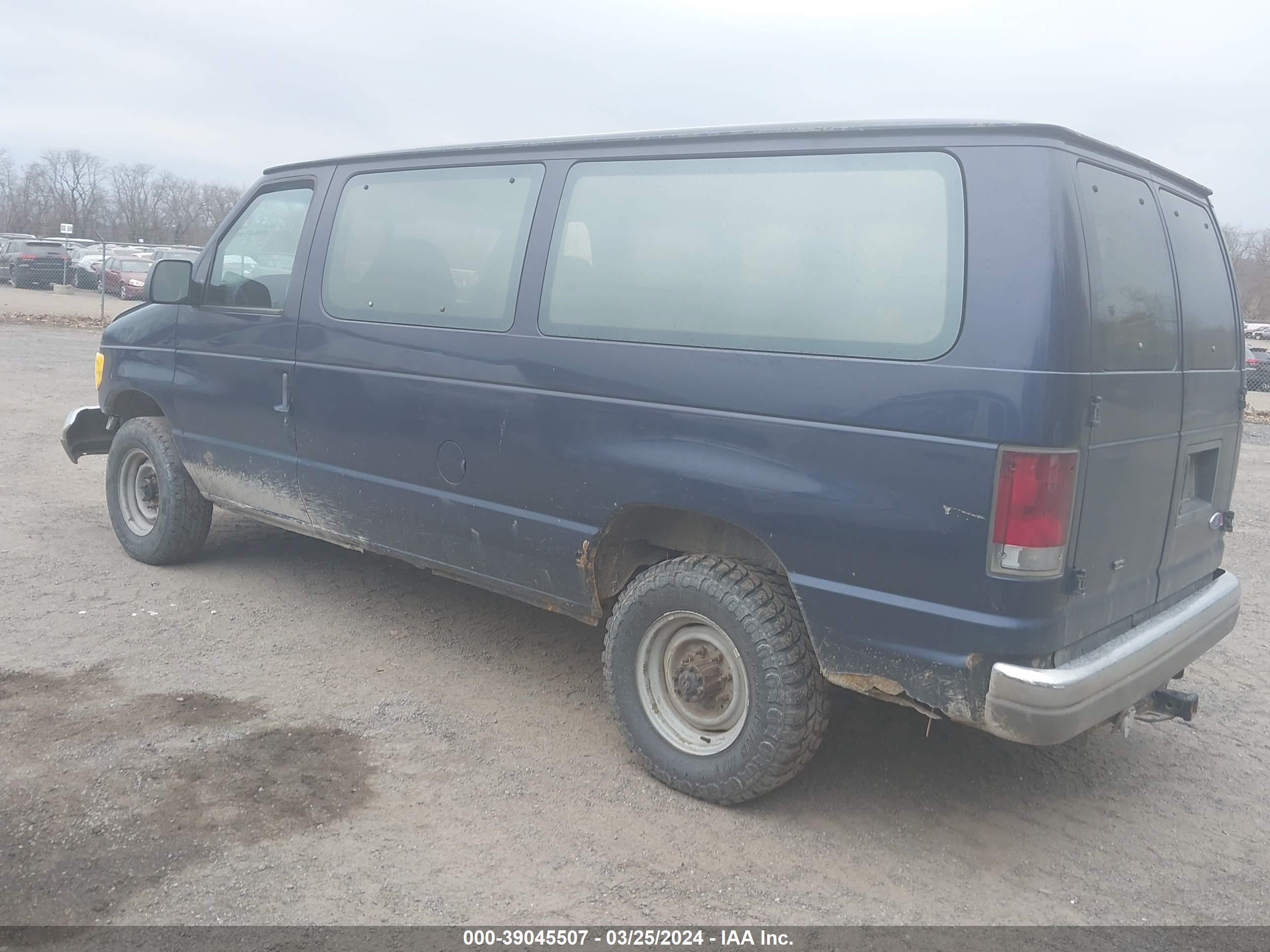 Photo 2 VIN: 1FBHE31HXSHB42200 - FORD ECONOLINE 