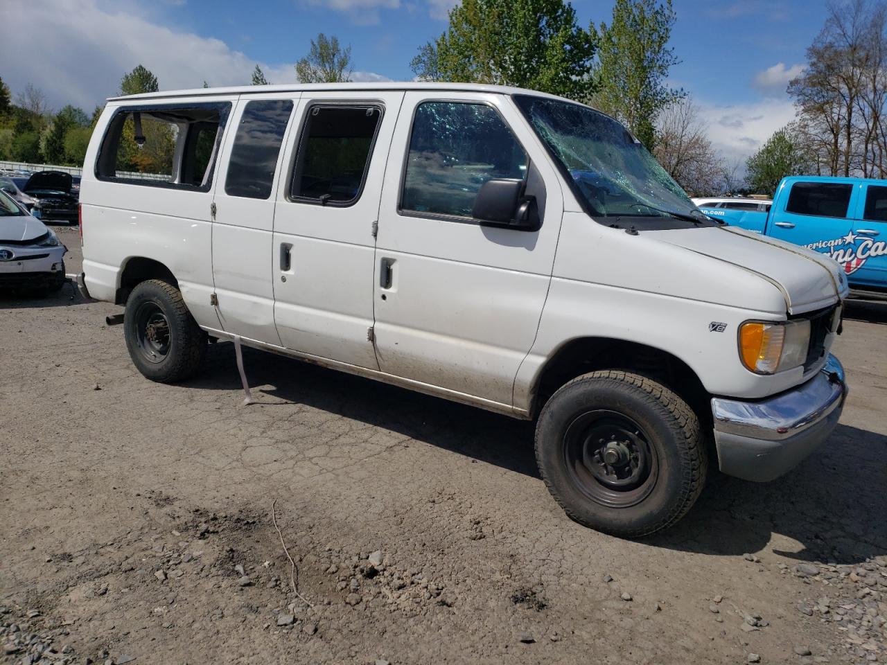 Photo 3 VIN: 1FBNE31L0WHB83612 - FORD ECONOLINE 