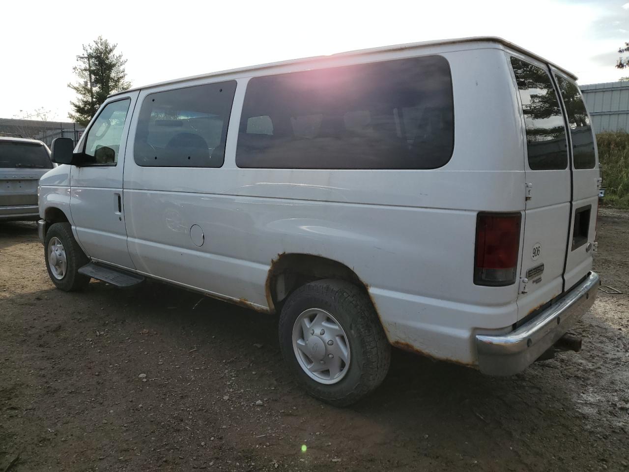 Photo 1 VIN: 1FBNE31L28DB14947 - FORD ECONOLINE 