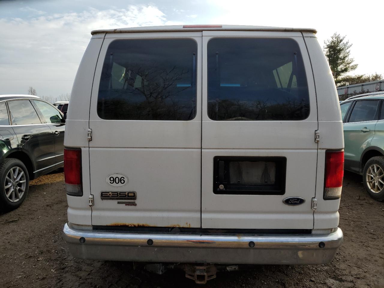 Photo 5 VIN: 1FBNE31L28DB14947 - FORD ECONOLINE 