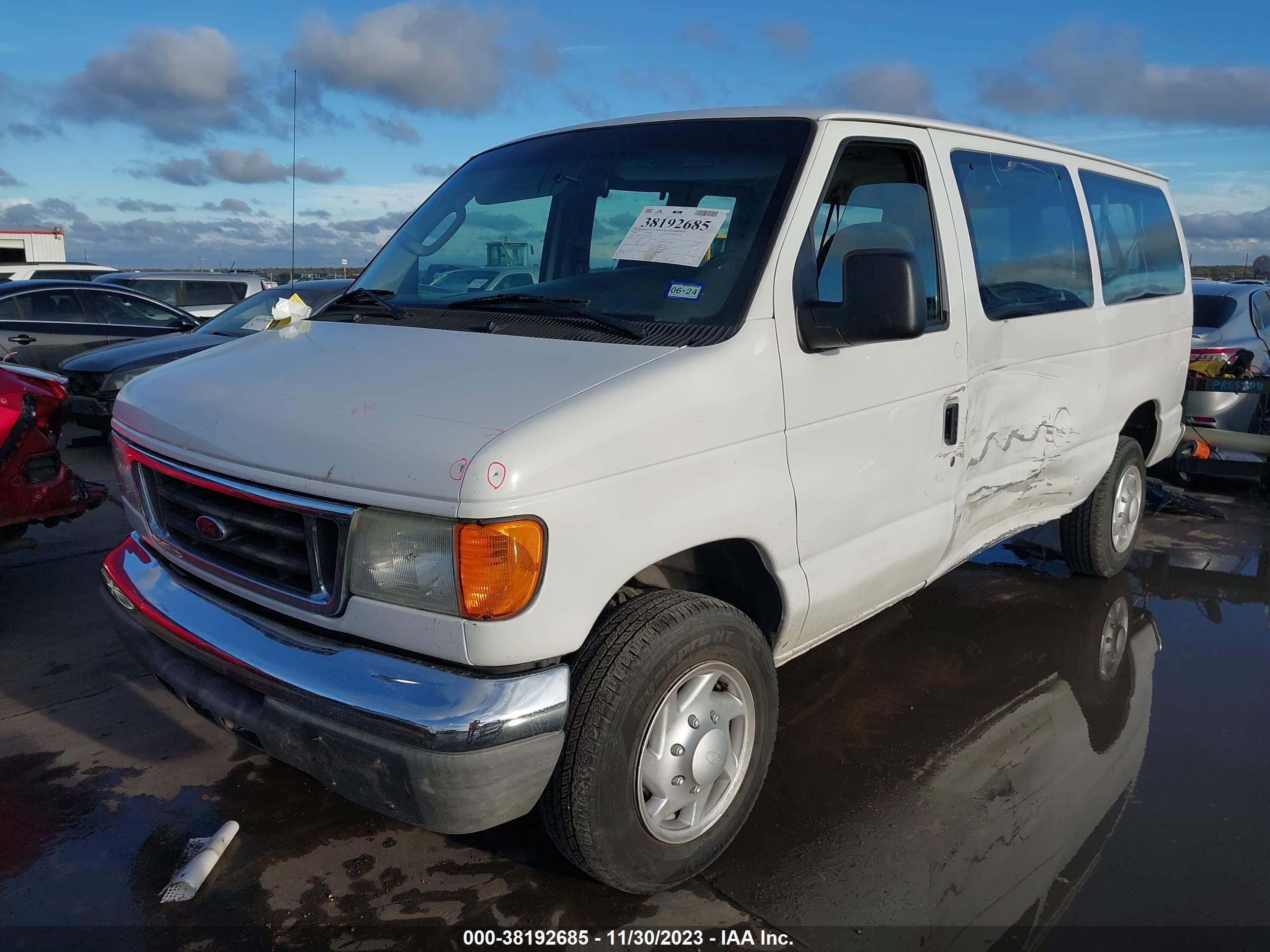 Photo 1 VIN: 1FBNE31L36HA31792 - FORD ECONOLINE 