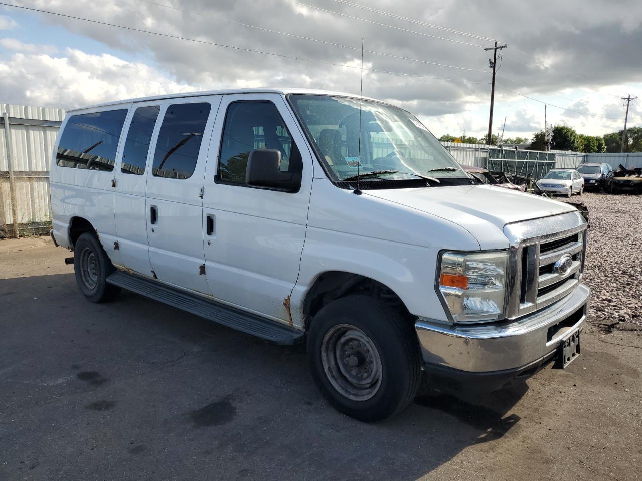 Photo 3 VIN: 1FBNE31LX9DA59018 - FORD ECONOLINE 