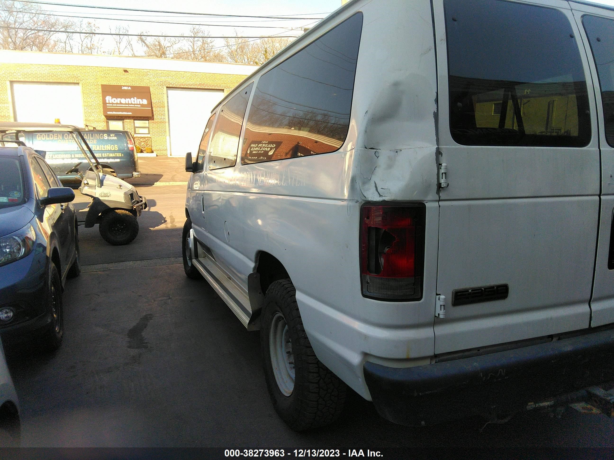 Photo 5 VIN: 1FBNE31P26DA46584 - FORD ECONOLINE 