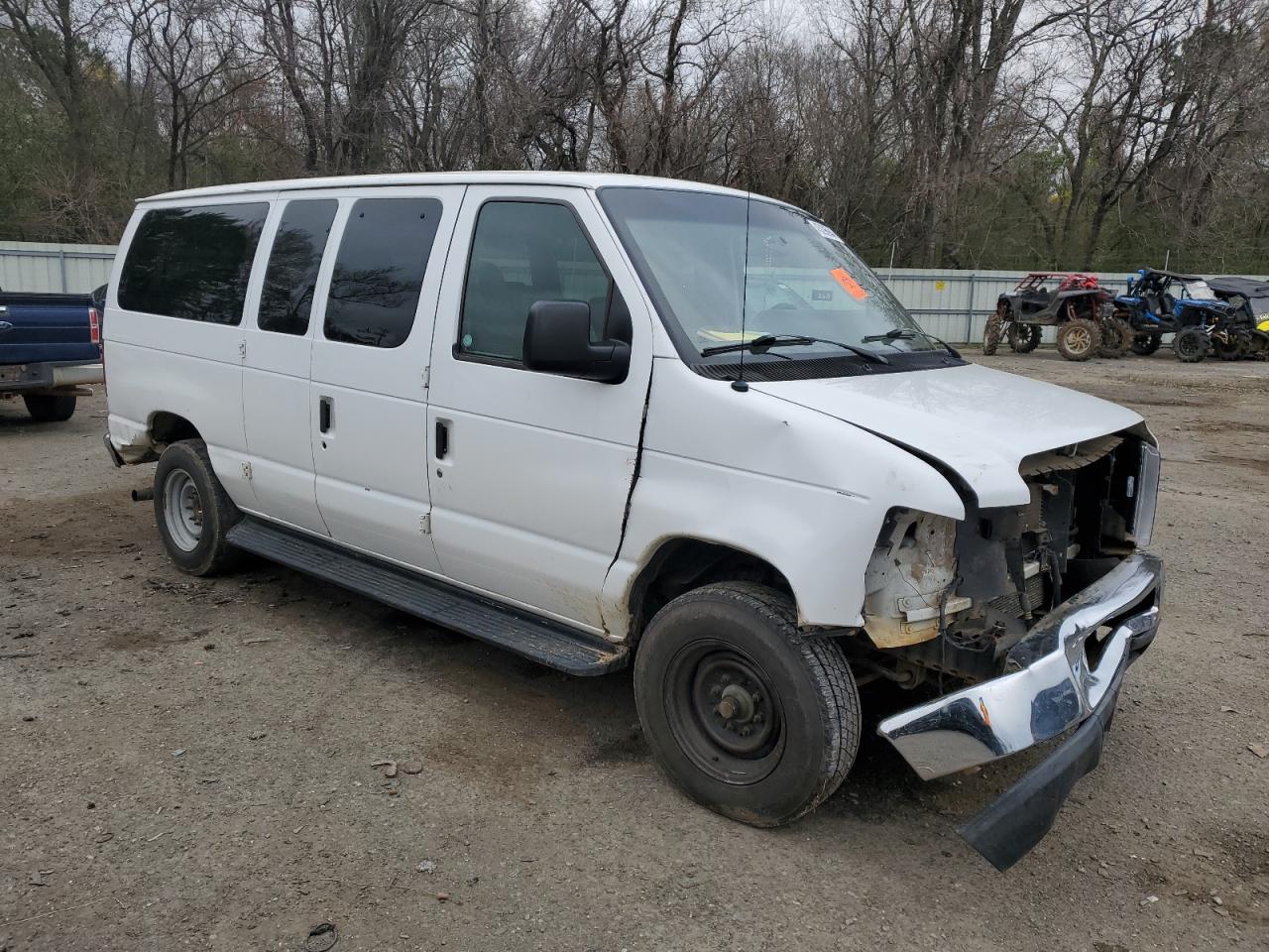 Photo 3 VIN: 1FBNE3BL1BDA67660 - FORD ECONOLINE 