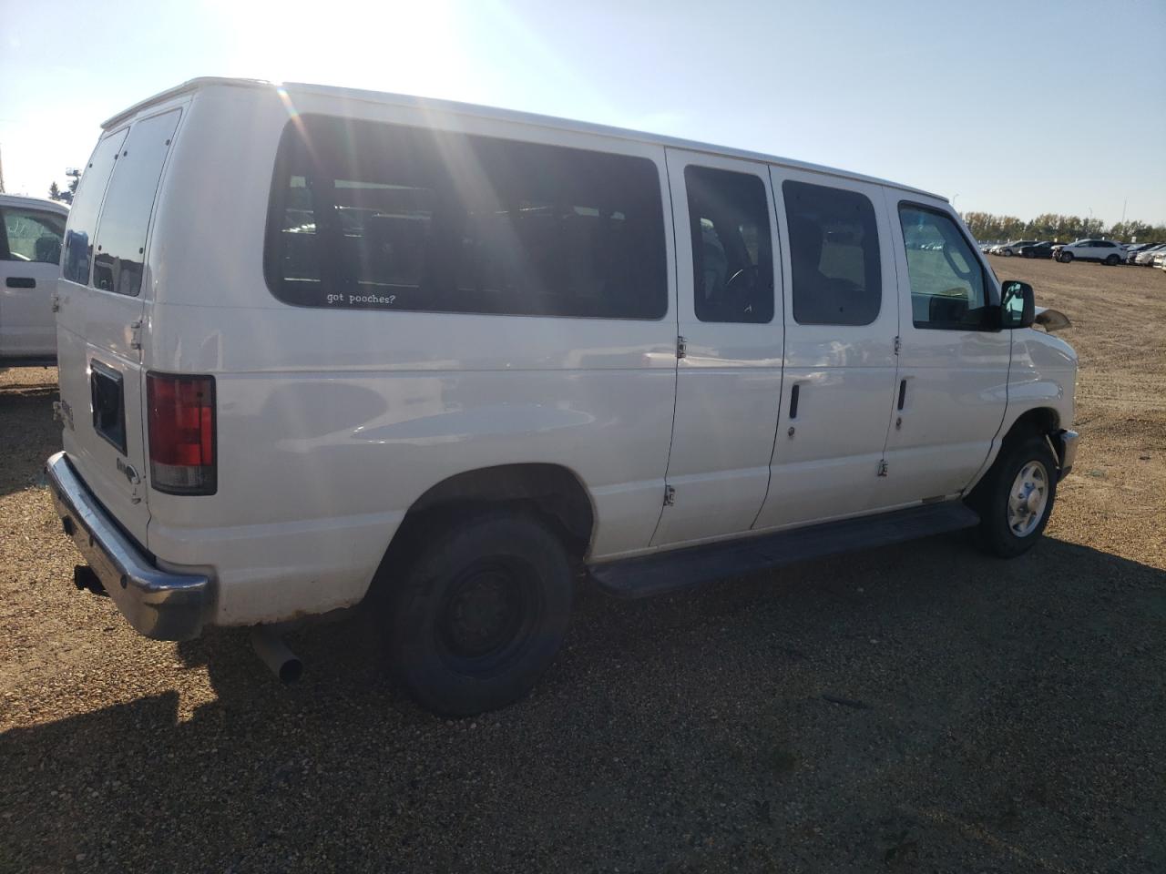 Photo 2 VIN: 1FBNE3BL1BDB02939 - FORD ECONOLINE 