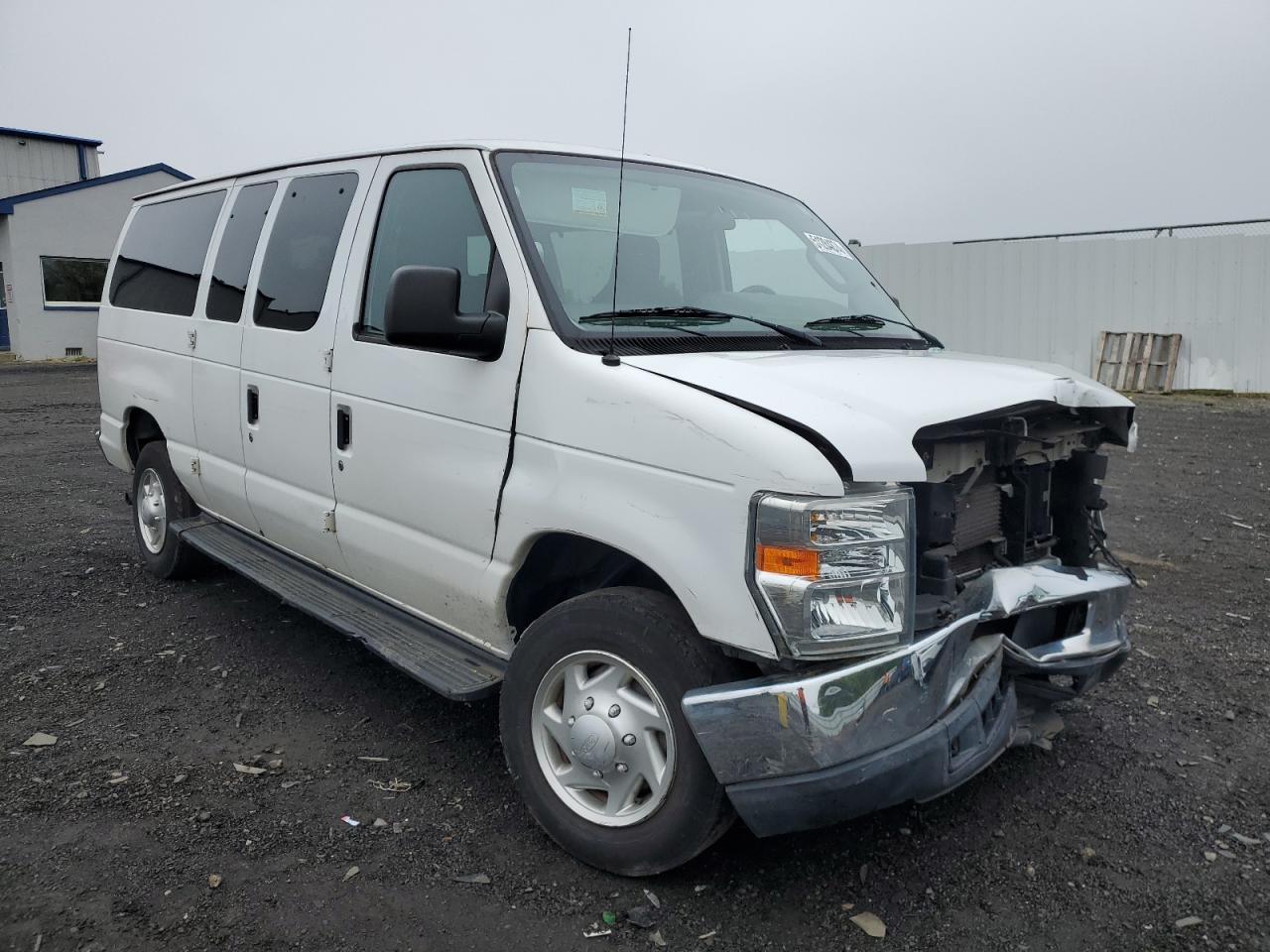 Photo 3 VIN: 1FBNE3BL2BDB12976 - FORD ECONOLINE 