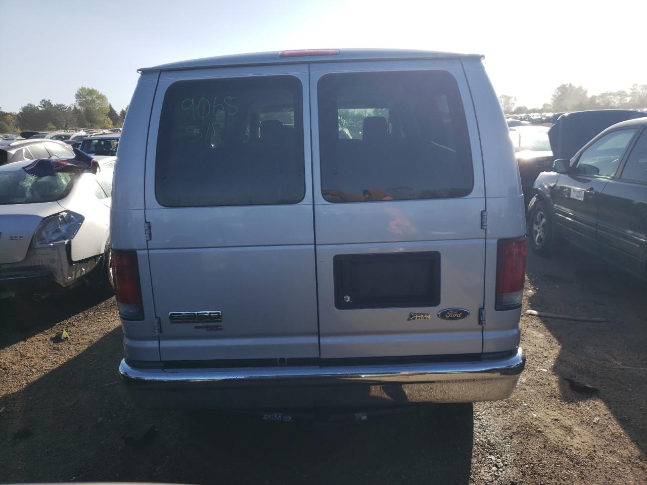 Photo 5 VIN: 1FBNE3BL5CDA28698 - FORD ECONOLINE 